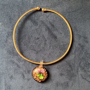 Elegant Gold and Pink Floral Pendant Necklace